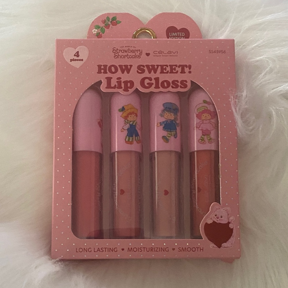 Strawberry shortcake How Sweet! Lip Gloss - New in box